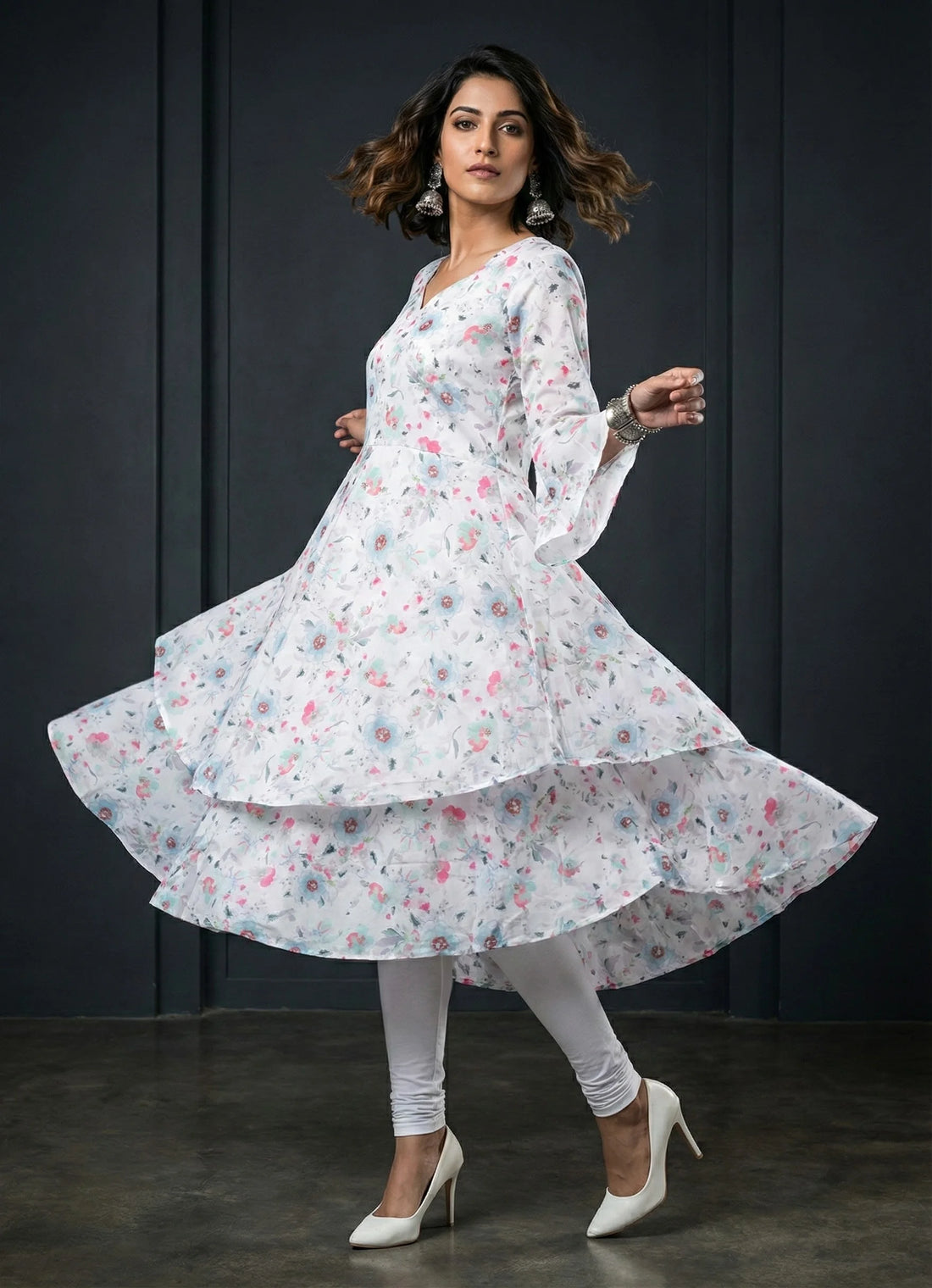 Greyish White Floral Printed Kurta - 52449K