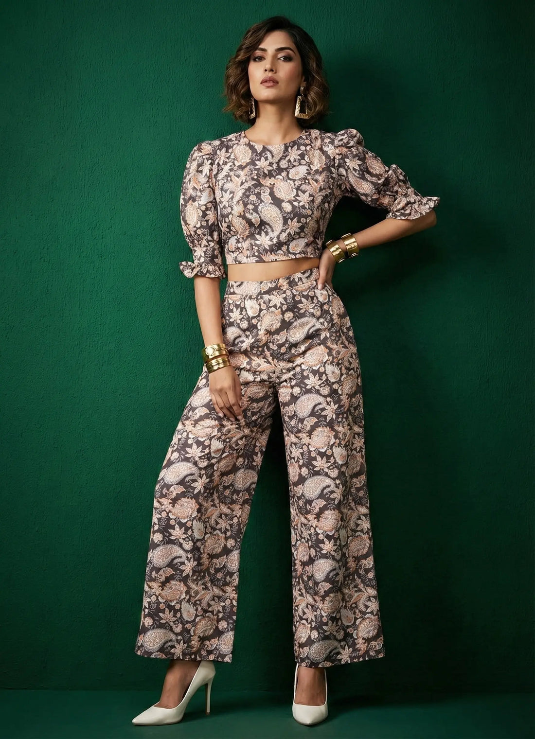 Chocolate Paisley Charm Set