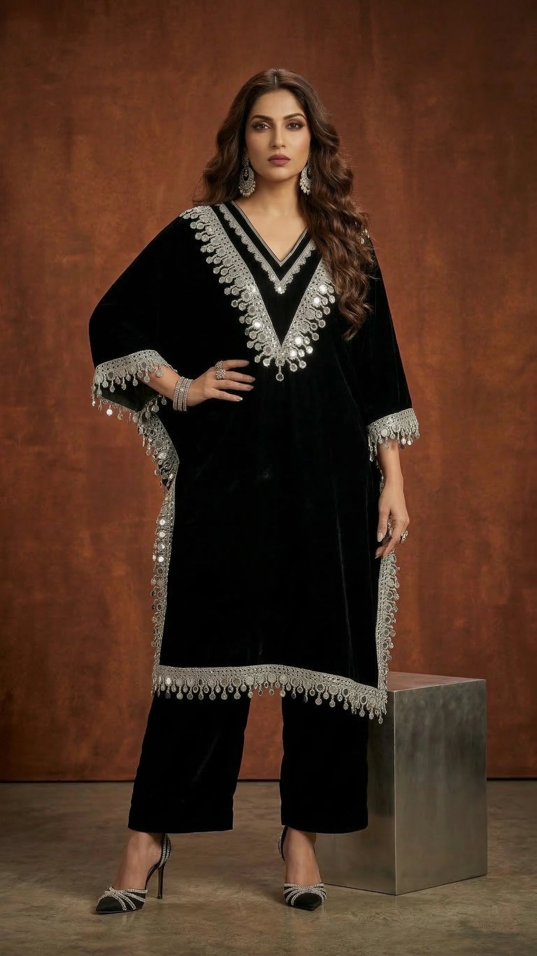 Noir Regal Roman Silk Kurti Set