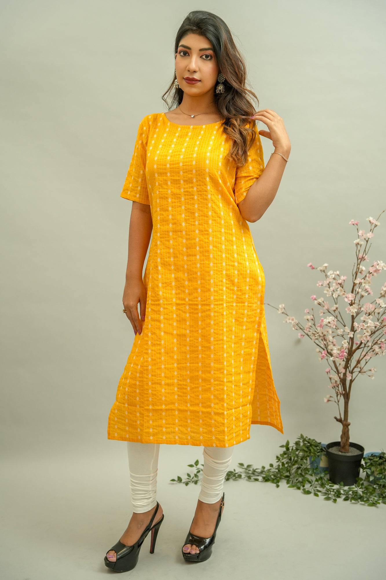 Turmeric yellow Katha Butti cotton kurta -52323K