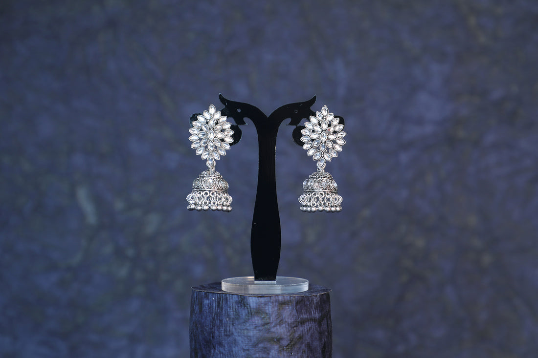 Silver Kundan Oxidised Earrings - ER5074