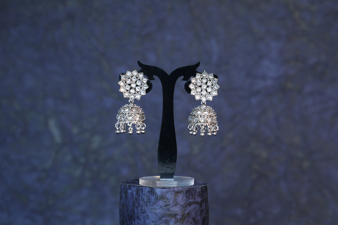 Silver Kundan Oxidised Jhumka Earrings - ER5063