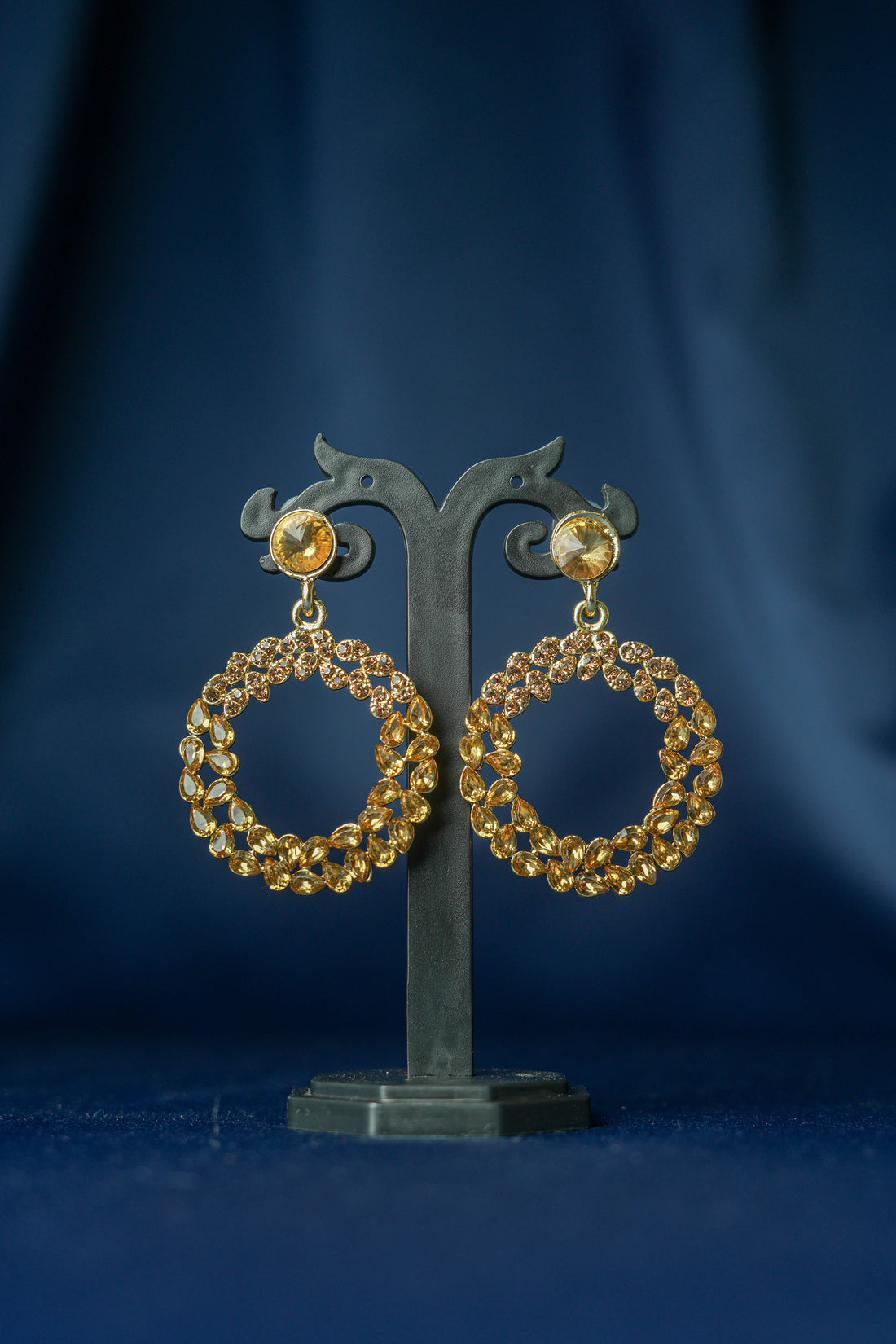 Antique Gold Circular Shape Drop Earrings- ER5050