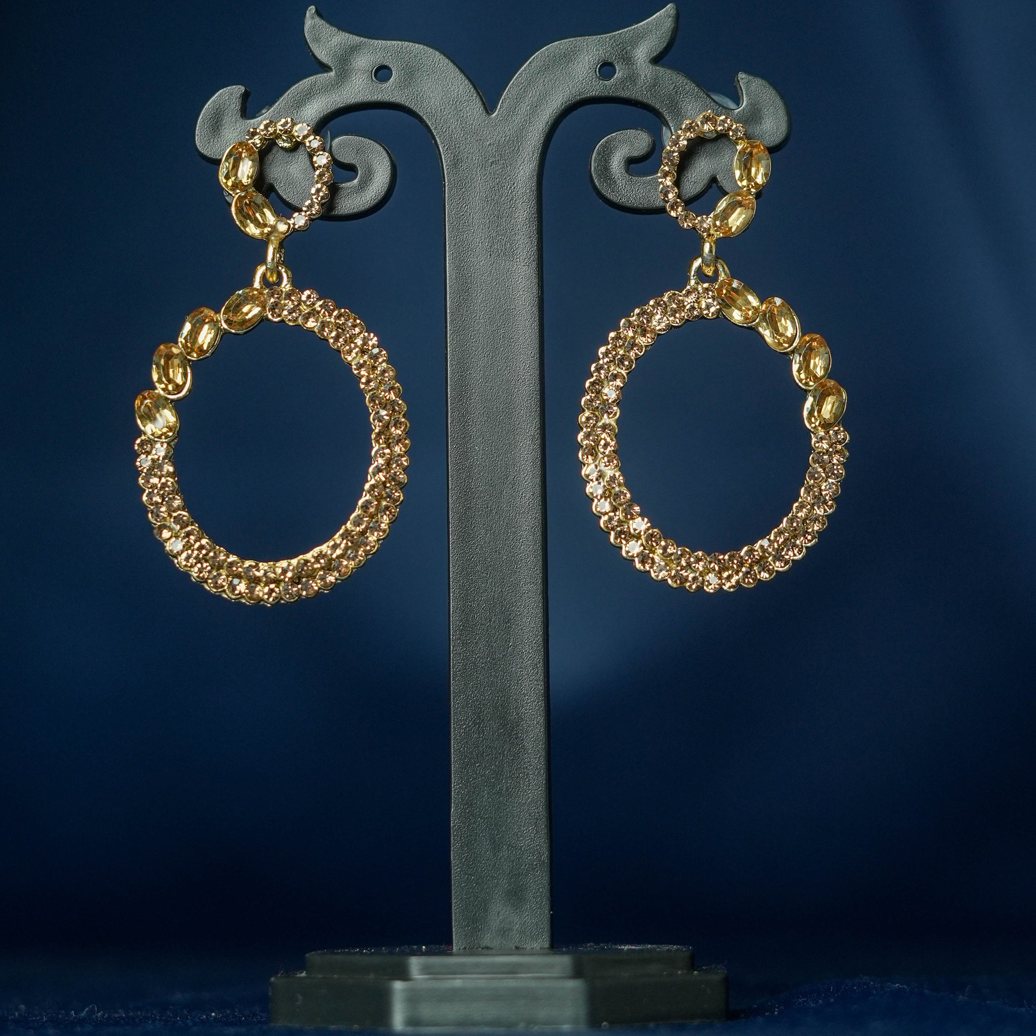 Antique Gold Oval Earrings - ER5036